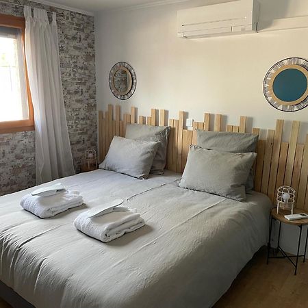 Le Double C Bed & Breakfast Saint-Victor-de-Morestel Exterior foto